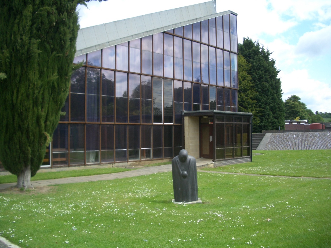 Carmel College: Synagogue